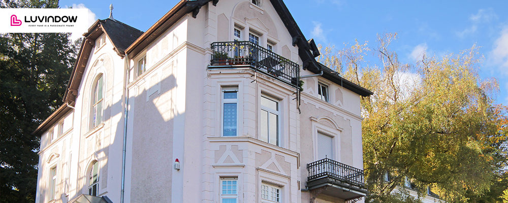 The Modern Wood Front Door Trend in 2023: The Perfect Combination of Style and Functionality